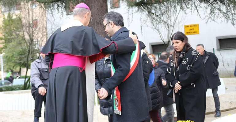 Inaugurazione-monumento-Willy-9,a