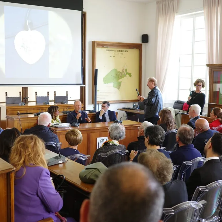 Colleferro-Mostra-DeLuca-ArcheologiaFutura-q-4