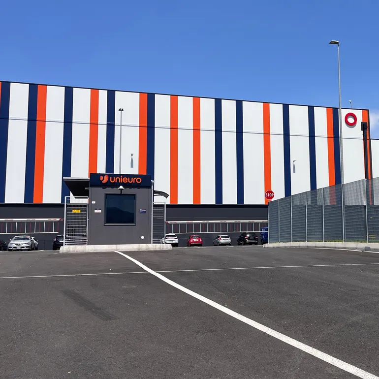 Colleferro-Unieuro-q-10