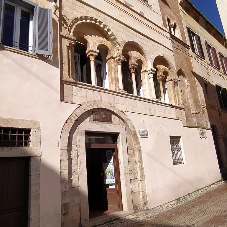 Ferentino-Mostra-Arianna nel giardino-q-1