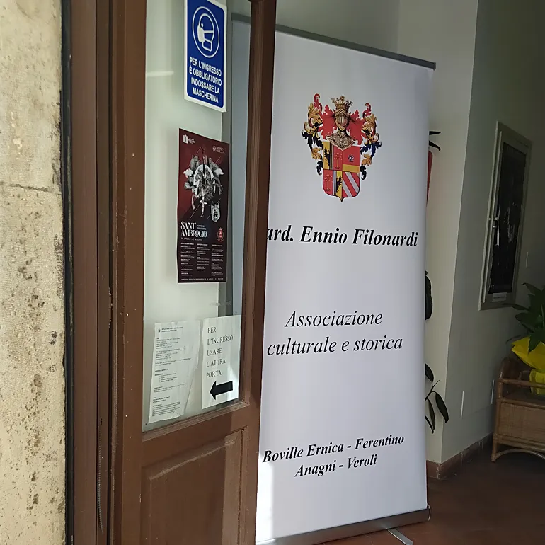 Ferentino-Mostra-Arianna nel giardino-q-2