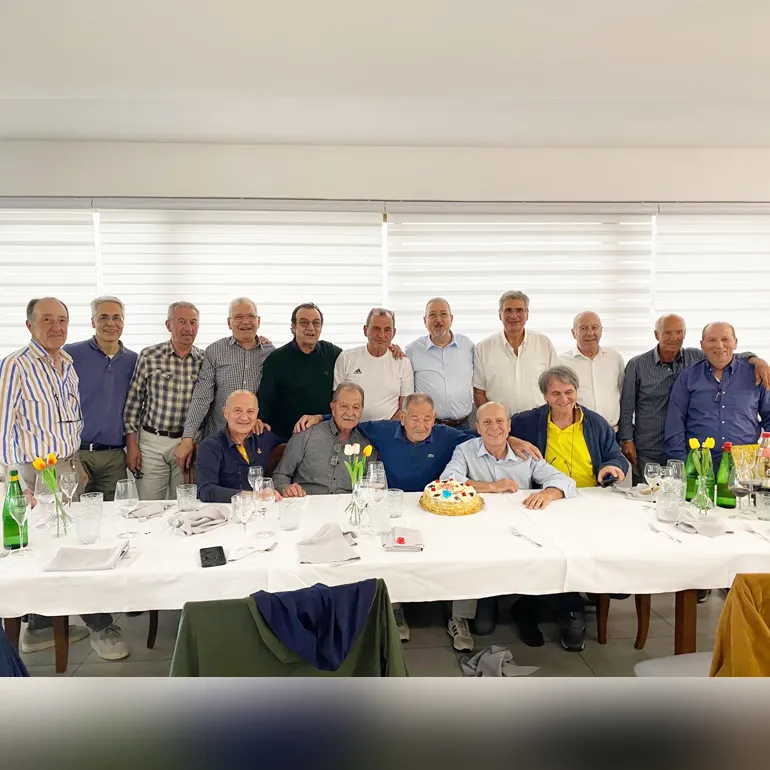 classe4-Maestro-Renzo_Colaiori