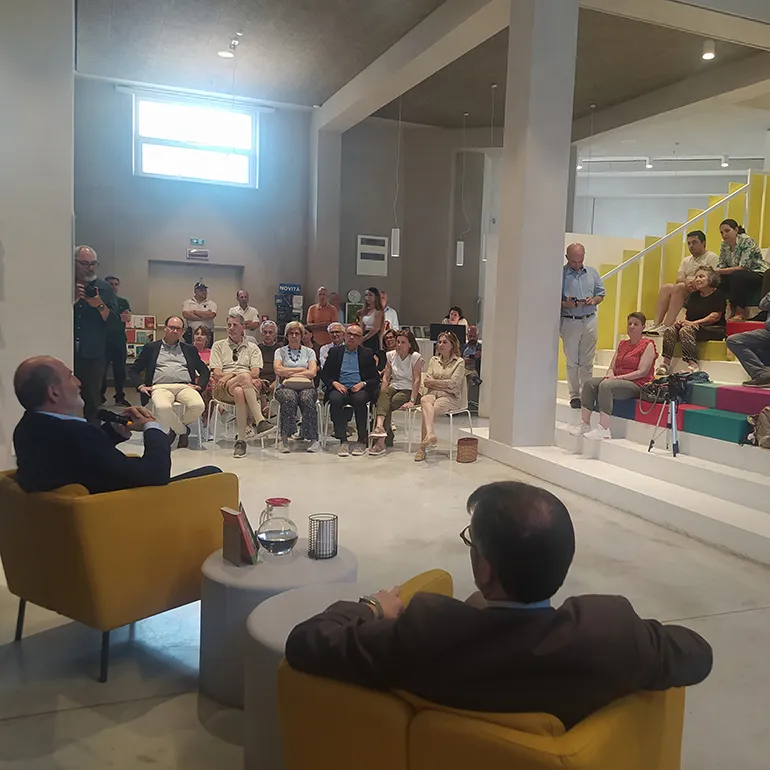 Colleferro-Presentazione_libro_Grasso-q-8