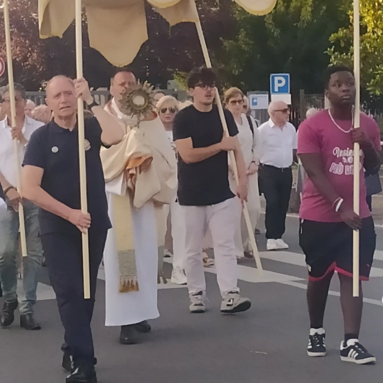 Colleferro-Processione-Corpus_Domini-2025-q-20