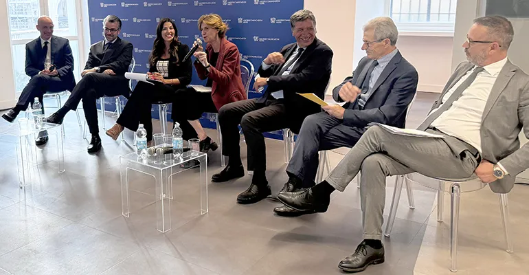 Colleferro. Data Center, Super Computer e Servizi. Una Visione Metropolitana per lo Sviluppo della città. Presentato il bando pubblico Colleferro. Data Center, Super Computer e Servizi. Una Visione Metropolitana per lo Sviluppo della città. Presentato il bando pubblico