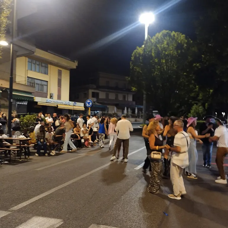 Colleferro-Notte<_Bianca-2025-q-38