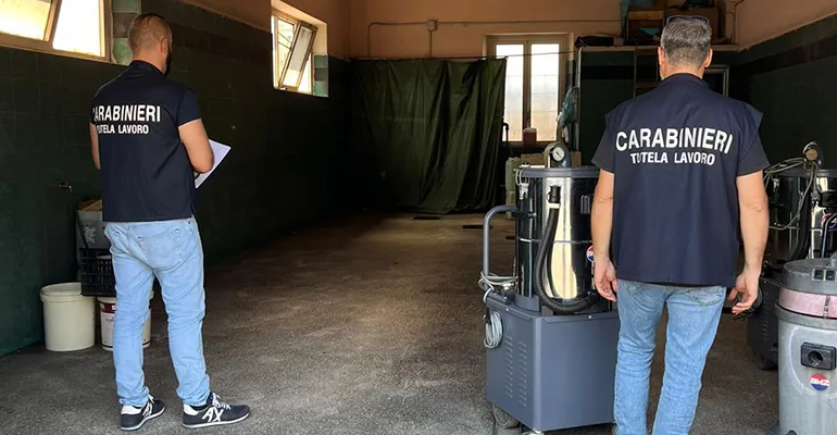 Sequestro-preventivo-autolavaggio-Carabinieri-NIL-00b-