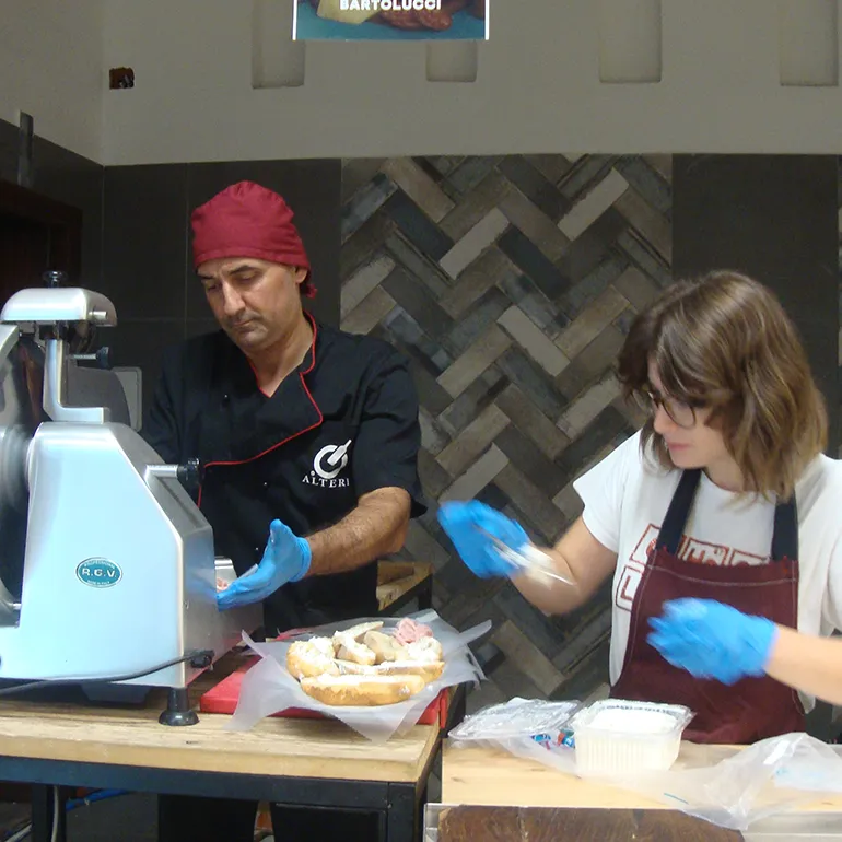 Colleferro-Mercato_Coperto-Sapori-Tradizioni-11