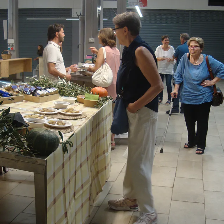 Colleferro-Mercato_Coperto-Sapori-Tradizioni-12