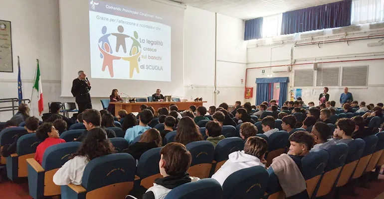 Carabineiri-Colleferro-Incontro bullisismo e legalità (2)