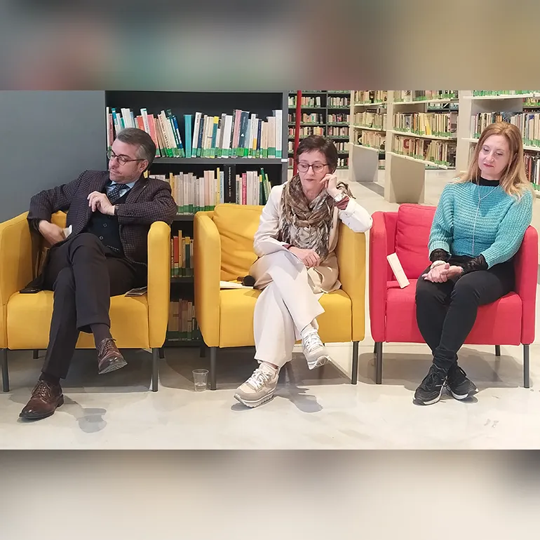 Colleferro-Presentazione_Silloge_Poetica-Ogni_fiore_lo_sa-q-8