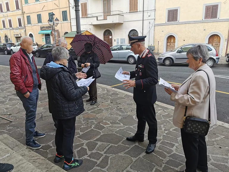 Carabinieri-Uffici_Postali-truffe_anziani-03