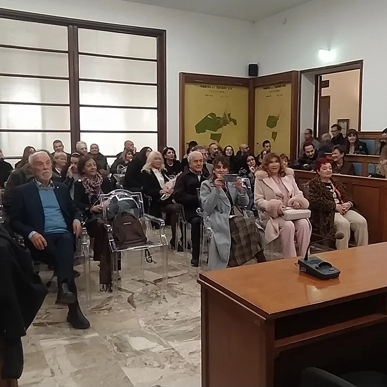 Colleferro-Daniela_Frattali-Sguardi_Surreali-4