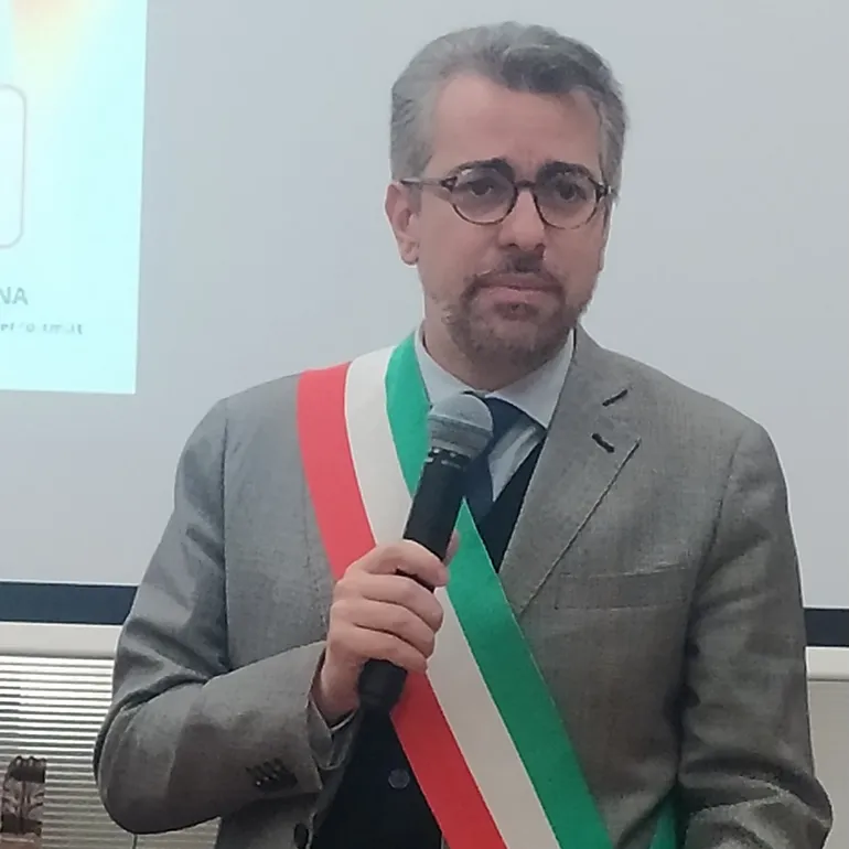 Colleferro-Daniela_Frattali-Sguardi_Surreali-6