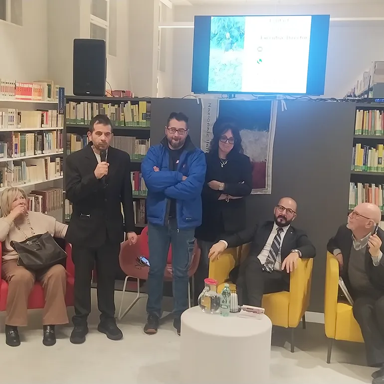 Colleferro-Avis-Petali_di_Poesia-2025-q-20