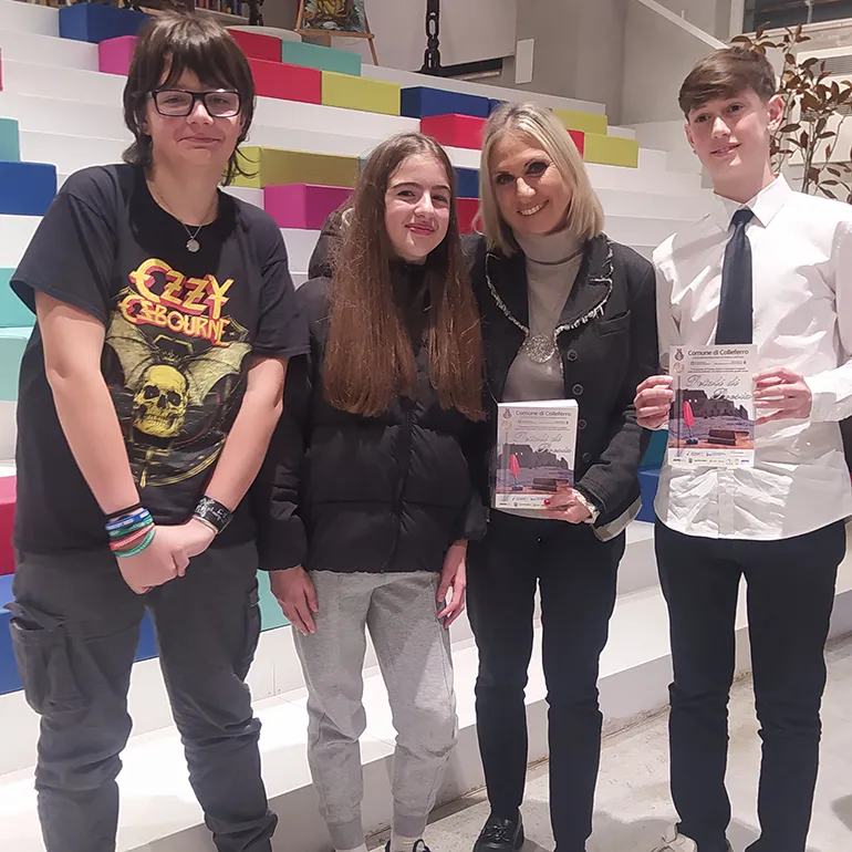 Colleferro-Avis-Petali_di_Poesia-2025-q-22