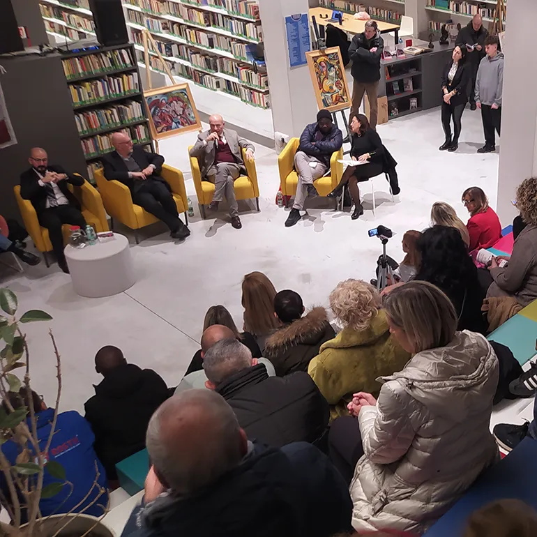 Colleferro-Avis-Petali_di_Poesia-2025-q-5