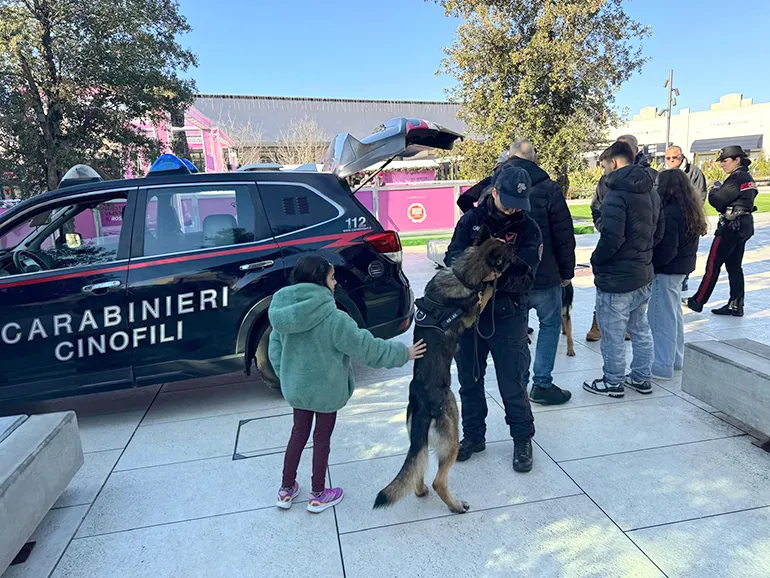 Valmontone_outlet-Fanfara_Carabinieri-2