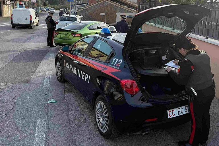 ANZIO – Controlli dei Carabinieri ad Ardea (1)
