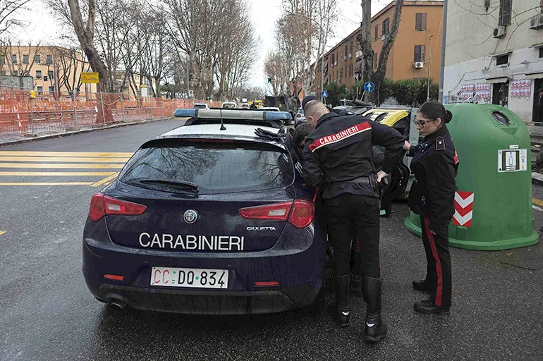 CASILINA – Le attività dei Carabinieri nel quartiere Quarticciolo (4)