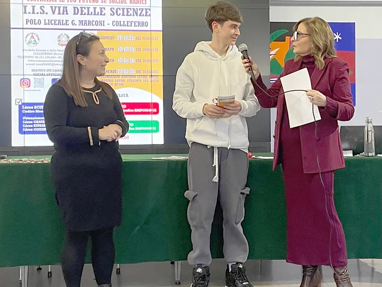 Colleferro-Premiazioni-al-liceo-Marconi-Scuole_Medie-11