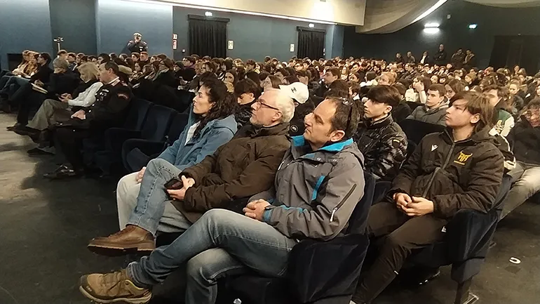 Iis Di Via Gramsci con Filomena Di Gennaro-f-4
