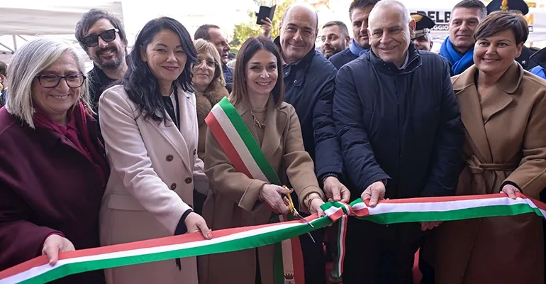 Inaugurazione Taglio Nastro2