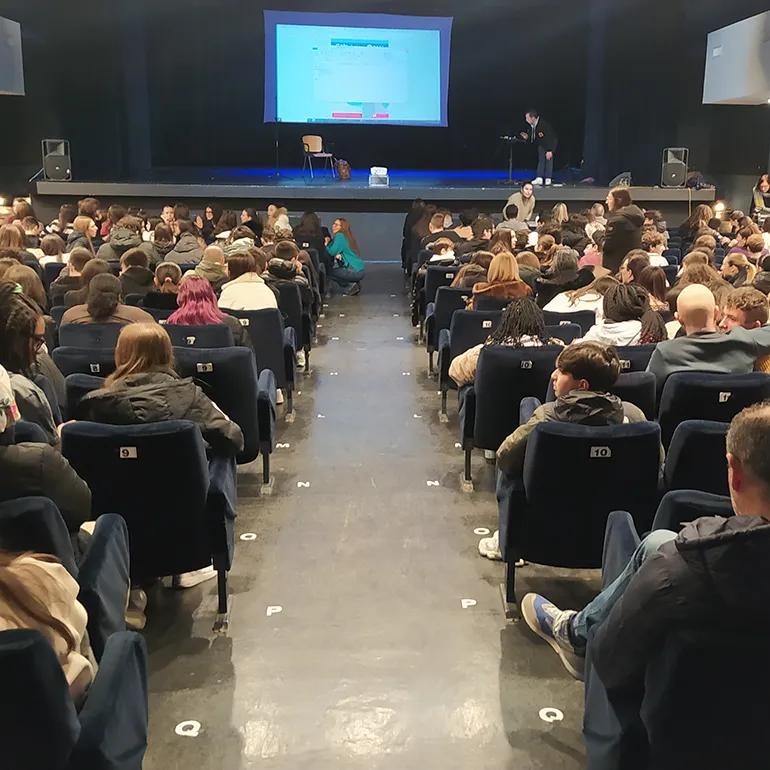 Colleferro-Ponte-Scuola_Media-liceo-Gatti-9