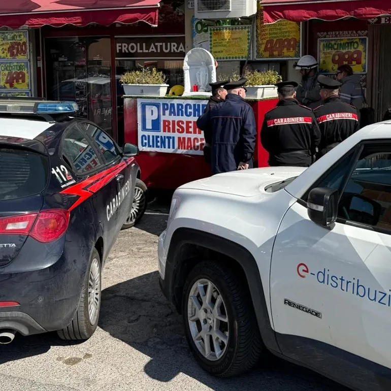 ANZIO – Controlli straordinari del territorio dei Carabinieri con operatori Enel (1)