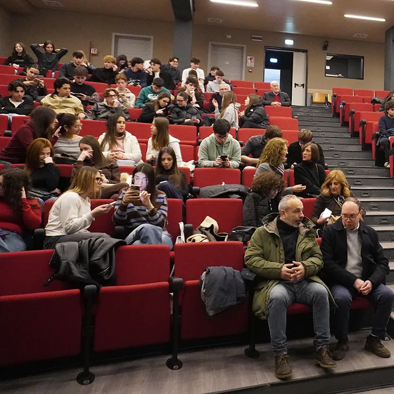 Colleferro-Liceo_Marconi-incontra-Sigfrido_Ranucci2
