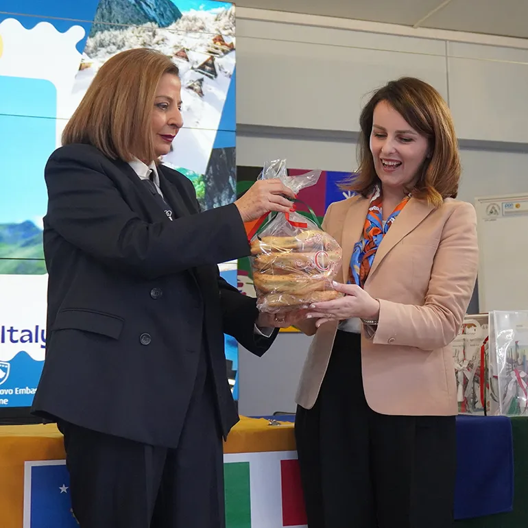 Colleferro-MArconi-Visita_Ambasciatore-NITA_SHALA-q27