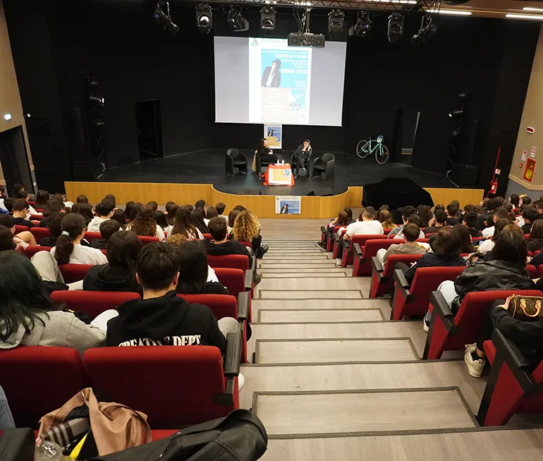 Colleferro-Liceo-Fisarmonica_verde-2
