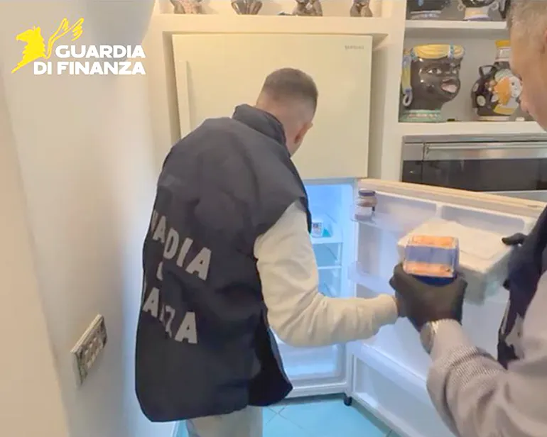 GdF-San_Felice_Circeo-droga-03