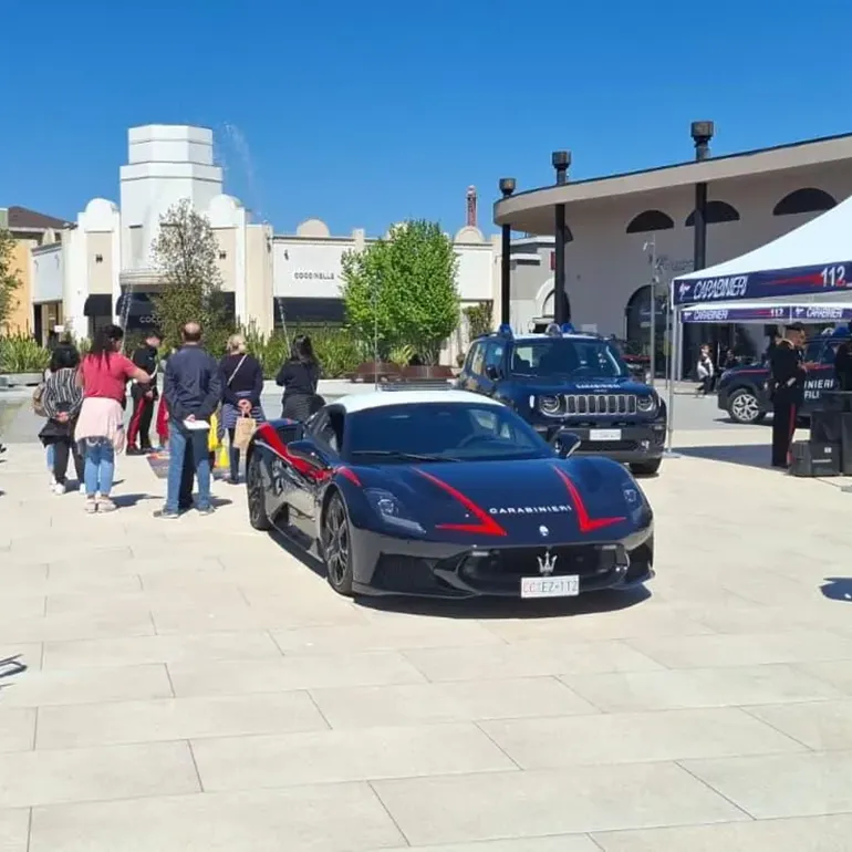 ValmontoneOutlet-Fanfara_Carabinieri-q-15