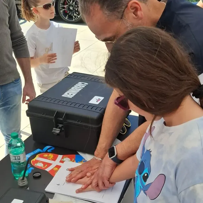 carabinieri a Valmontone Outlet2