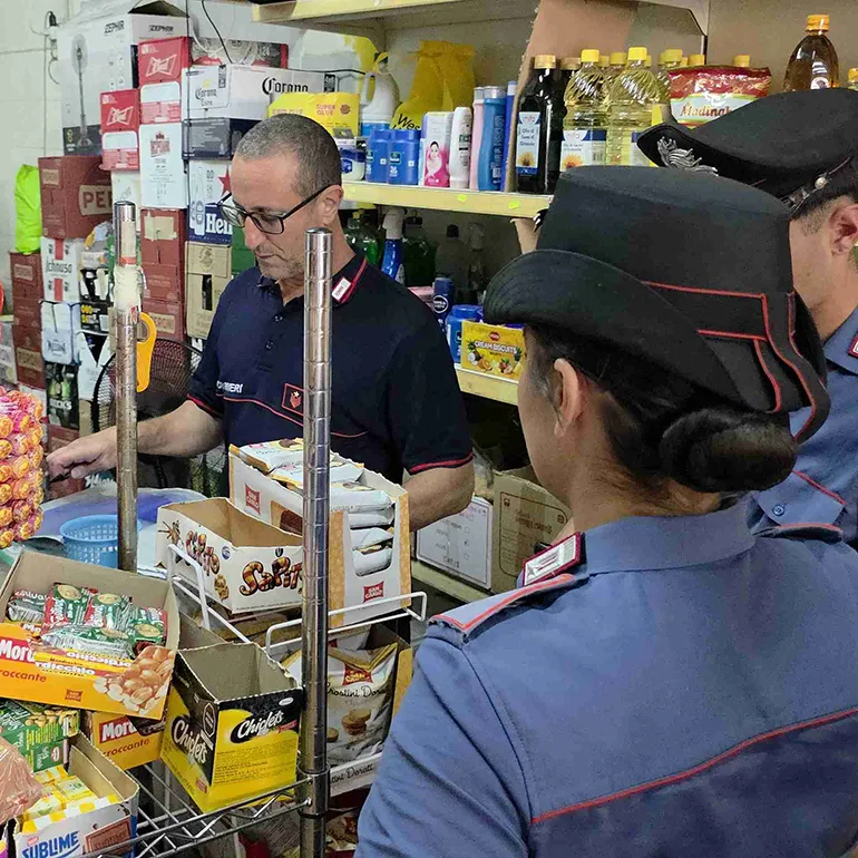 CASILINA - Controlli dei Carabinieri nel quartiere Cinecittà (1)