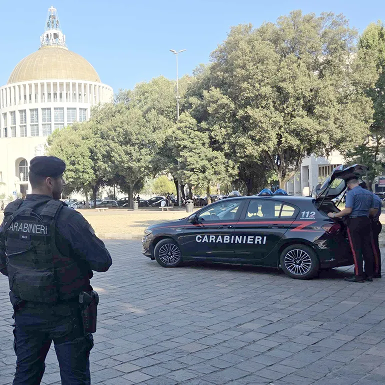 CASILINA - Controlli dei Carabinieri nel quartiere Cinecittà (7)