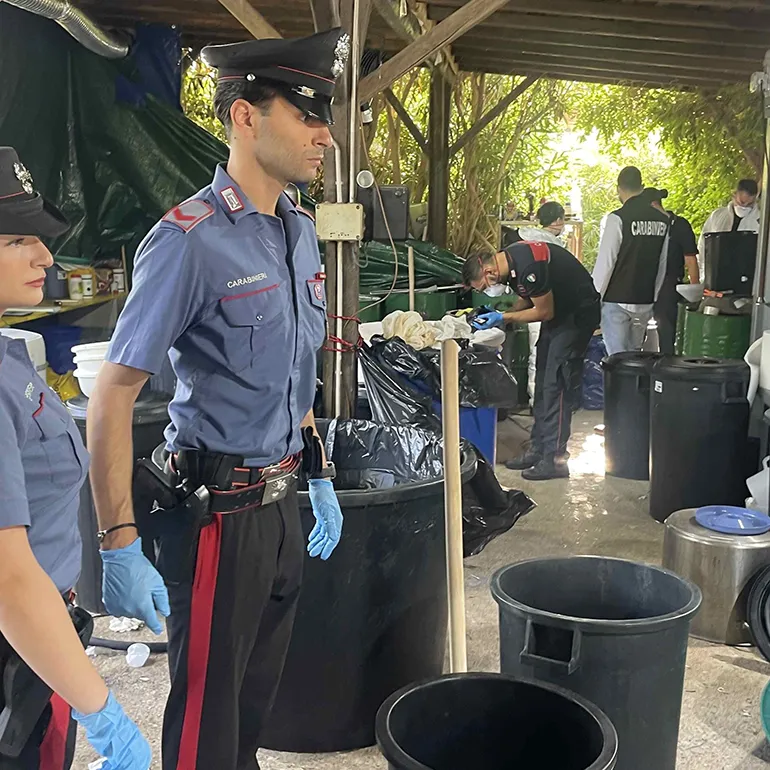 NINV FRASCATI - La raffineria della droga scoperta dai Carabinieri (5)